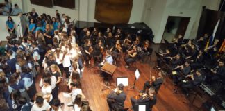 El alumnado pone voz al Himno de Canarias en todo el Archipiélago