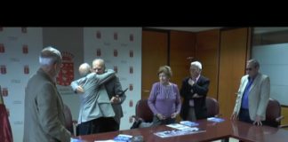 Curbelo y varios expresidentes insulares realzan la figura de los cabildos como pilares básicos de una autonomía equilibrada