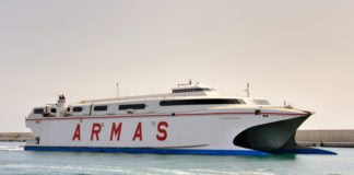 Naviera Armas incorpora de nuevo el trayecto de las 17:45 horas desde Los Cristianos a La Gomera el próximo domingo