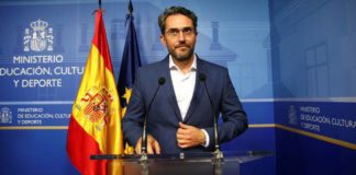 Màxim Huerta dimite «pensando en la cultura y en la transparencia»