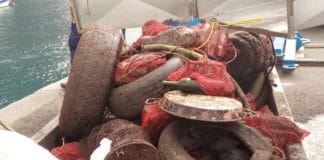 Retiran 1.500 kilos de residuos del litoral de la capital gomera