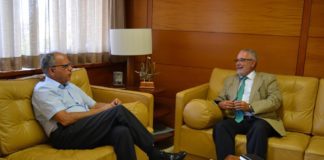 El Cabildo y Fepeco coinciden en priorizar los convenios con el Estado y desbloquear la construcción del puerto de Fonsalía