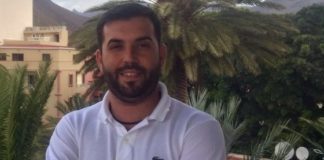 ASG en Hermigua pregunta a Pedro Negrín sobre el servicio de acogida temprana en el Colegio de Hermigua