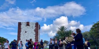 Más de 200 personas inician el nuevo curso en las aulas insulares de Silbo Gomero y Folclore