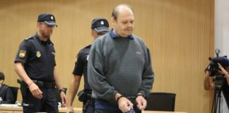 Un preso intenta clavar un cuchillo a Antonio Ojeda, que estuvo investigado por la desaparición de Yéremi Vargas