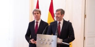 Fernando Clavijo y Ángel Garrido inician la cuenta atrás de las ‘Campanadas Canarias’ en la Puerta del Sol