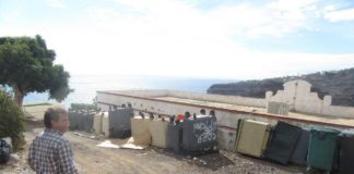 Sí se puede denuncia el estado en el que se encuentra el Parque de Las Eras y otros equipamientos en Tecina