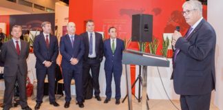 Naviera Armas-Trasmediterránea lidera un plan para convertirse en el primer grupo naviero del mundo Plastic Free