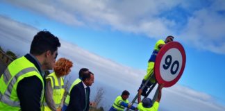 La DGT retira en Tenerife la última señal de limitación de velocidad a 100km/h en carretera convencional de Canarias