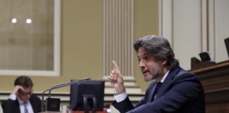 El Parlamento de Canarias renuncia al aumento salarial del 2%