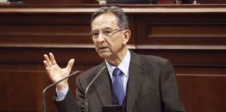El Parlamento de Canarias aplaza la entrega de la Medalla de Oro a Antonio Castro (CC), investigado en el caso Lezo