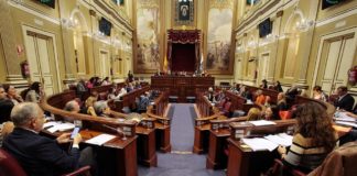 Clavijo despide la legislatura con ataques a Sánchez y entre reproches de la oposición