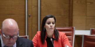 Yaiza Castilla: “El silbo gomero es un legado mundial que necesita de la cooperación de todos”