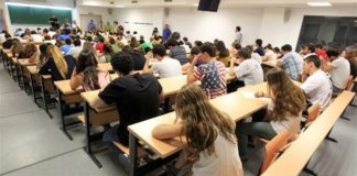 Educación convoca 1.200 plazas de maestros en Canarias