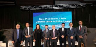 Curbelo apela a una Canarias de iguales en el foro ´Siete presidentes, ochos islas`