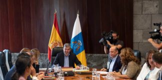 El profesorado de Secundaria recuperará la jornada lectiva de 18 horas el próximo curso