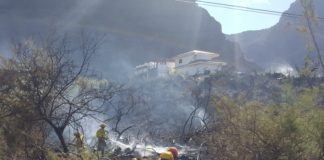 El Gobierno de Canarias destina más de tres millones de euros a servicios de intervención en incendios forestales en El Hierro, La Gomera y La Palma