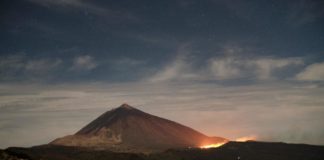 La UME se retira del incendio declarado en el Parque Nacional del Teide
