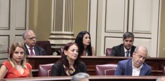 Los diputados electos de ASG toman posesión en la sesión constitutiva del Parlamento