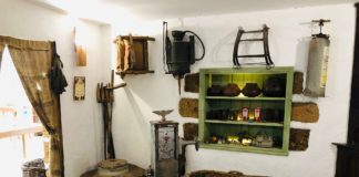 Un siglo moliendo el gofio gomero