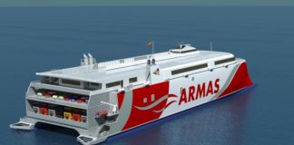 El catamarán Volcán de Tagoro llega este domingo a Canarias