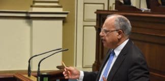 Curbelo solicita la puesta en marcha de programas de empleo en colaboración con cabildos y ayuntamientos