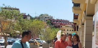 Recogen firmas para solicitar la reincorporación de la línea Valle Gran Rey a Los Cristianos de Naviera Armas