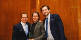 Fred Olsen Express recibe el premio al Operador del Año 2019 Direct Ferries