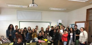 Recogida de juguetes en el IES San Sebastián y Cruz Roja