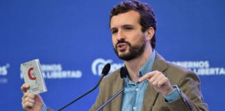Pablo Casado defiende el veto parental que Vox exige en las comunidades gobernadas por el PP