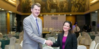 Yaiza Castilla apela a los fuertes lazos sociales y emocionales entre Reino Unido y Canarias para afrontar el Brexit