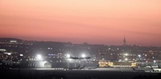 Un avión de Air Canadá aterriza de emergencia en Madrid sin incidencias