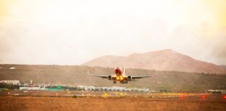 Turismo de Canarias saca a concurso 20 nuevas rutas aéreas con nueve países por 3,5 millones de euros