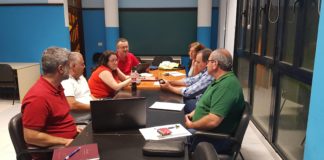 El Ayuntamiento de Alajeró, Cámara de Comercio y entidades empresariales analizan el futuro de la zona industrial de la localidad