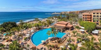 Canarias no admitirá turistas sin test negativos