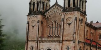 El Club de Montaña Laurisilva lucirá una edición limitada de su equipación haciéndole un guiño a la igualdad