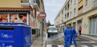 El Ayuntamiento de Valle Gran Rey intensifica los trabajos de desinfección de espacios y equipamientos públicos sensibles