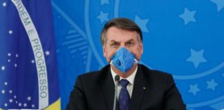 La irresponsabilidad del ultraderechista Bolsonaro frente al coronavirus puede salirle cara