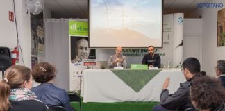 Philip Morris apoya a las empresas para convertir a El Hierro en una isla libre del humo de tabaco