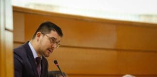 El Senador gomero confirma que la ministra de Transición Ecológica se compromete a acometer la reparación urgente del paseo de Alojera