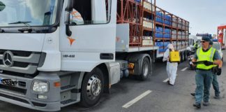 Controles a la llegada de pasajeros y vehículos de pasajeros en La Gomera