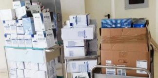 El material enviado por el Ministerio de Sanidad ya vuela a La Gomera y otras islas del Archipiélago