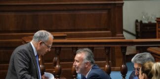 Curbelo respalda la actuación de Canarias en Europa para pedir una política común ante la crisis migratoria