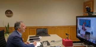 Canarias y Baleares solicitarán a las autoridades sanitarias que la actividad de puertos y aeropuertos sea lo último en recuperarse en la desescalada