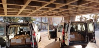 El Cabildo refuerza la prevención con la distribución de material a supermercados y cooperativas