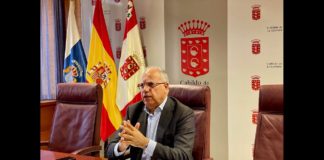 El Cabildo prepara un paquete de ayudas económicas para el tejido empresarial