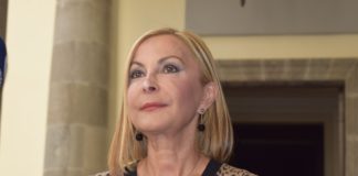 Australia Navarro: “La vuelta de turistas británicos y alemanes ha pillado al Gobierno con los deberes sin hacer”