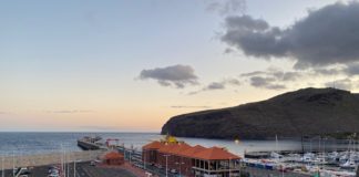 El SUC asiste a varios heridos al ser atropellados por un vehículo en una terraza en La Gomera