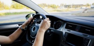 Tráfico reanuda los exámenes de conducir en las provincias que entren en la fase 2