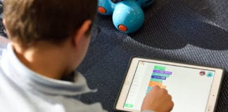 Canarias repartirá un total de 10.646 tabletas con conexión a Internet para alumnado sin recursos